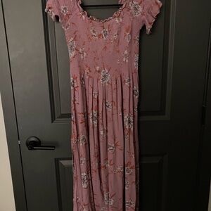 Floral Pink midi Dress UO